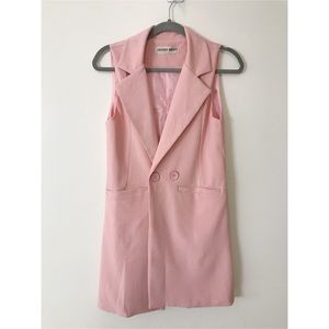 CHERRY DRESS: LIGHT PINK SLEEVELESS BLAZER DRESS